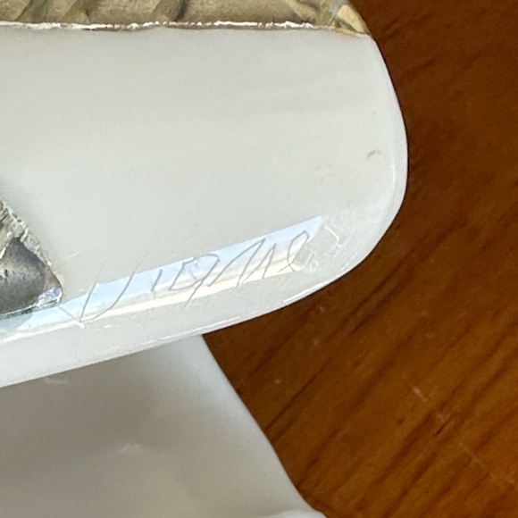 Vigneri Gold & Lucite Modernist Cuff - Picture 8 of 15